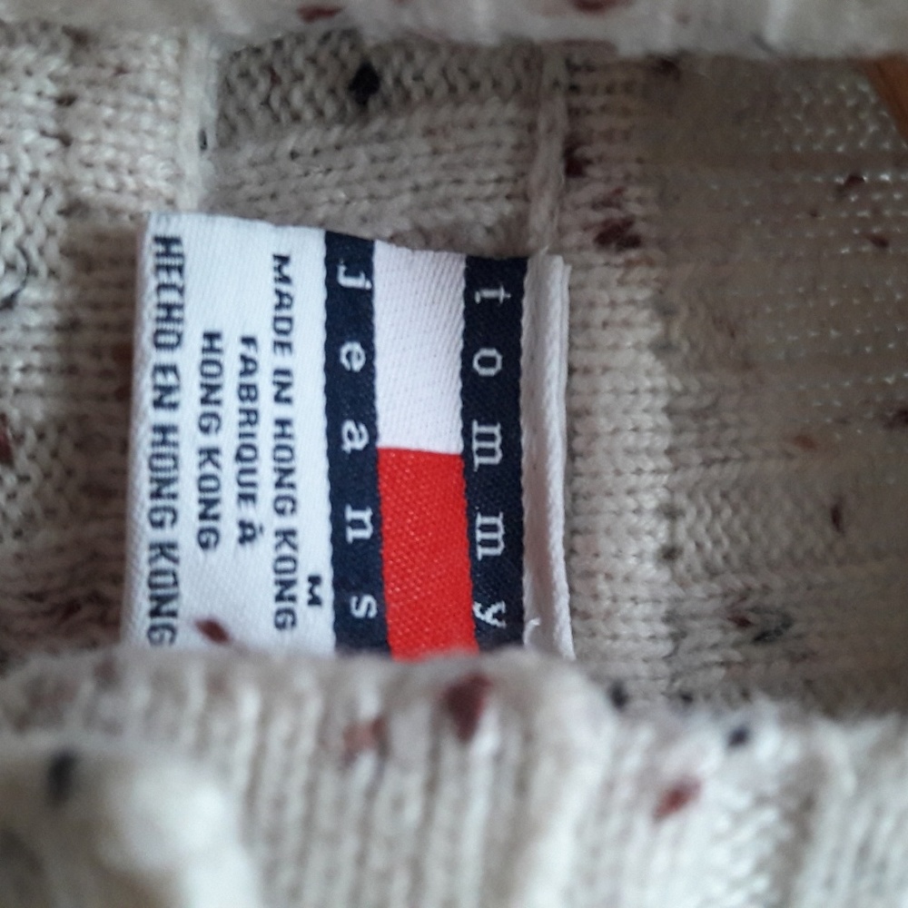 ❌SOLD❌Tommy Hilfiger Turtleneck Knit Sweater - Picture 4 of 4